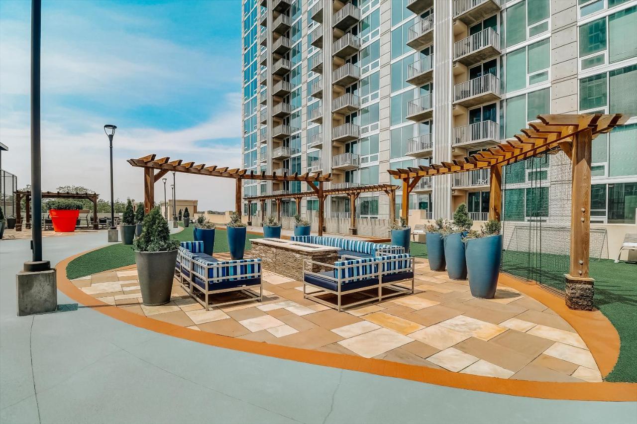 Frontdesk Skyhouse Apts Uptown Charlotte Daire Dış mekan fotoğraf